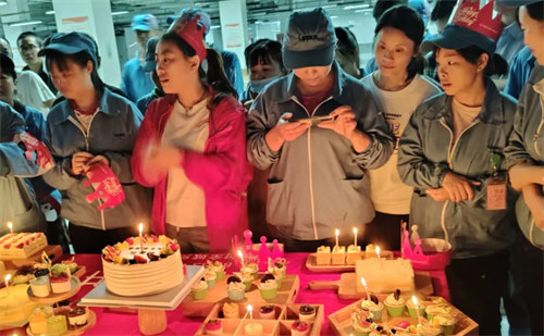 感恩相遇，共悅生辰